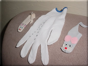 Mousie Finger Puppet
